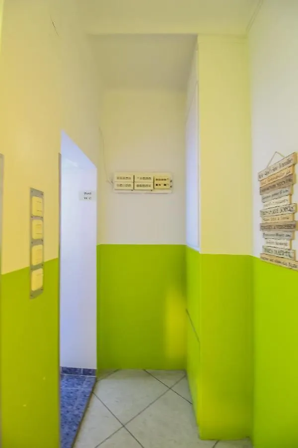 Economic 2Sb Apartment In Lively Area Vienna Austria